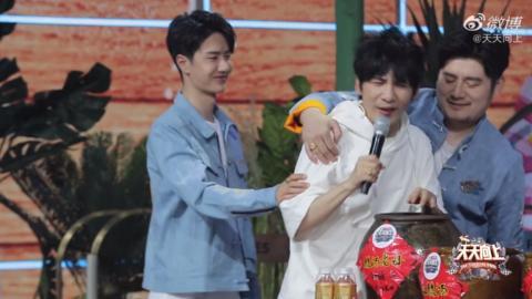 苍玹吃瓜花絮,揭秘明星幕后趣事